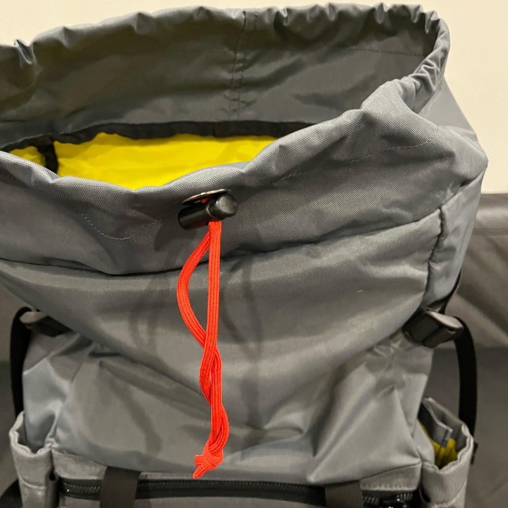 Topo Designs Rover Pack Classic - Picture 4 of 11